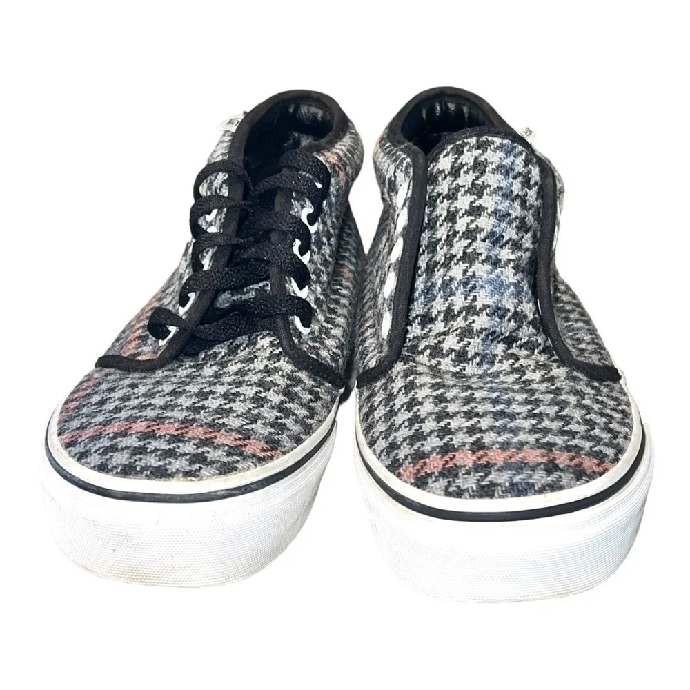 Vans Chukka Houndstooth Sneaker Skate Shoe Plaid Wool Mid Top Lace Up